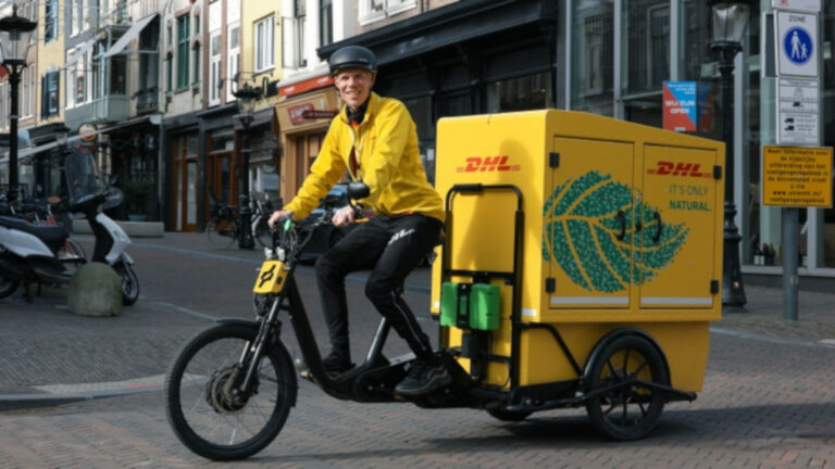 dhl-express-rower